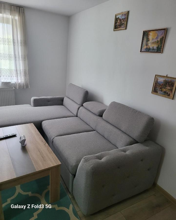 דירות Apartament In Bucovina, Campulung Moldovenesc, Impecabil . מראה חיצוני תמונה